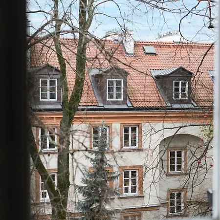 W Kamienicy Na Starym Miescie