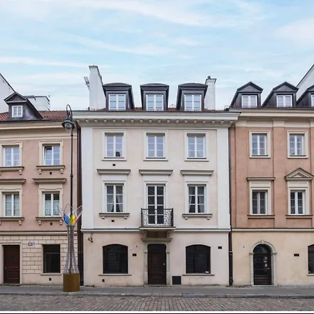 W Kamienicy Na Starym Miescie Appartement